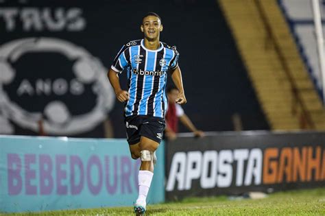 Gustavo Nunes .